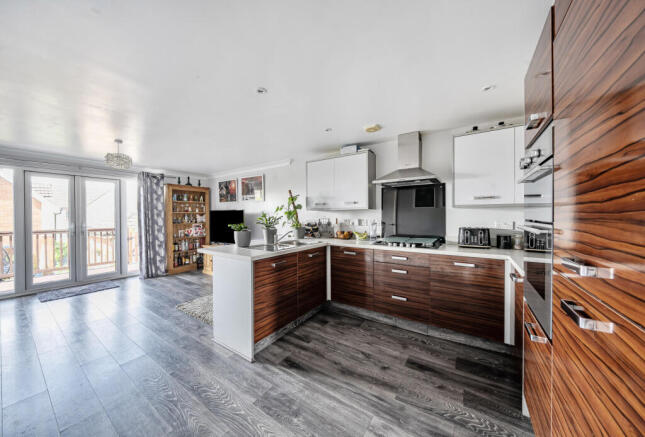 1301207-9-6839c06...