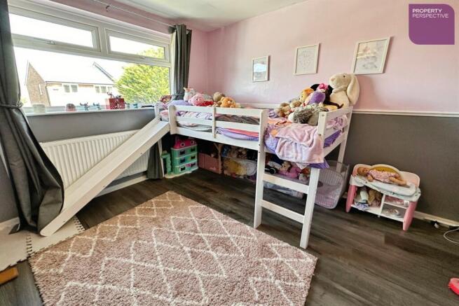 3 bed Semi-Detached for sale Image 10