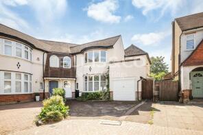 35, Brockenhurst Gardens, Mill Hill, London NW7 2JY