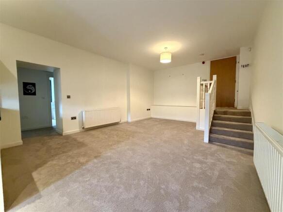2 bed Apartment for sale Image 5