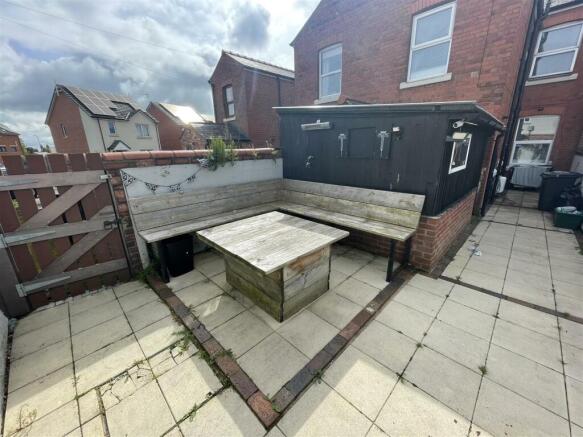 5 Beechley Drive1.jpg