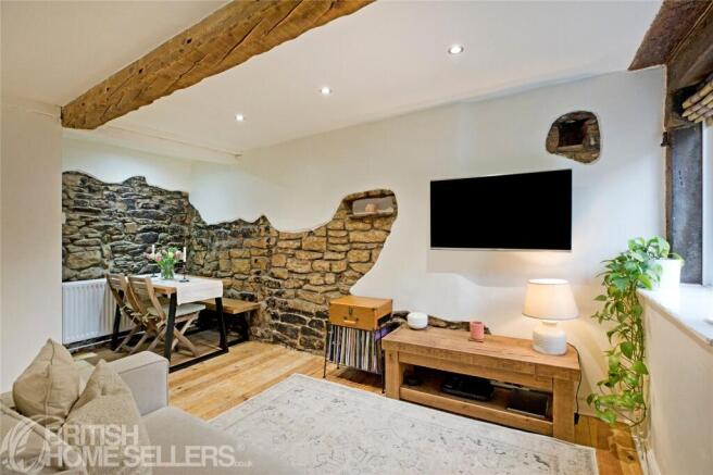 2 bed Semi-Detached for sale Image 7