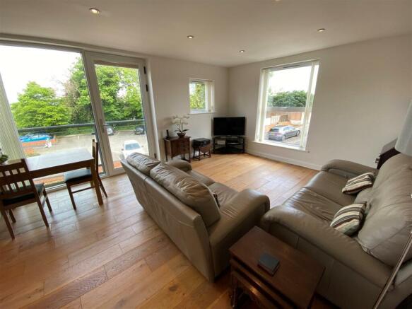 LIVING/KITCHEN/DINING ROOM