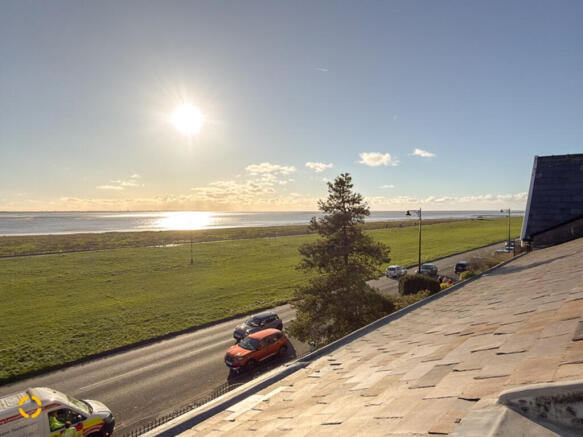 Beach Street, Lytham St. Annes, FY8 photo 3