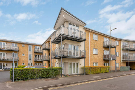 Bridge Wharf, Chertsey, Surrey, KT16