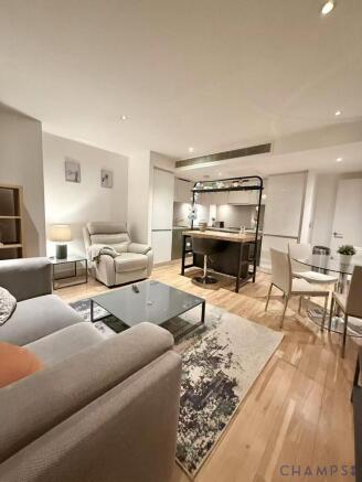 1 bed flat to rent Landmark Tower West, London E1