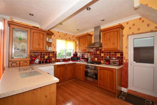 Kitchen/Dining Area