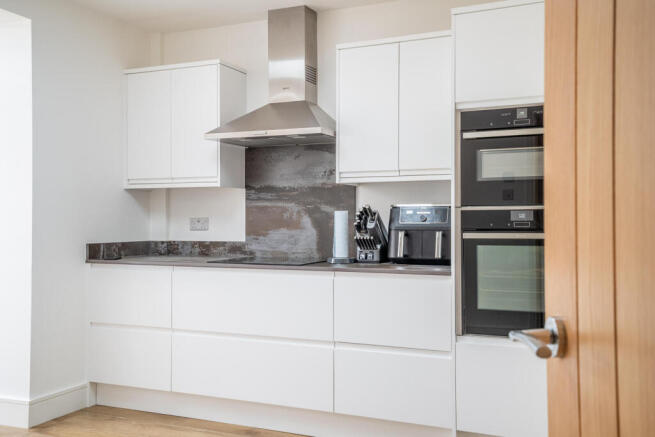 2 bed Detached Bungalow for sale Image 7