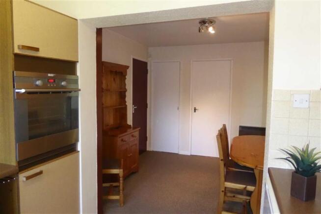 LIVING KITCHEN
