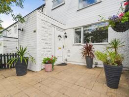 28, Truro Walk, Chelmsley Wood, Solihull B37 5RP