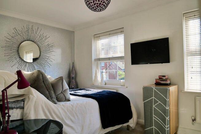 Bedroom 1 (Double)
