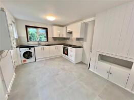 6, Gordon Road, Wood Green, London N11 2PD