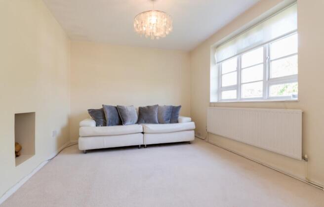 39 Melford Court-5