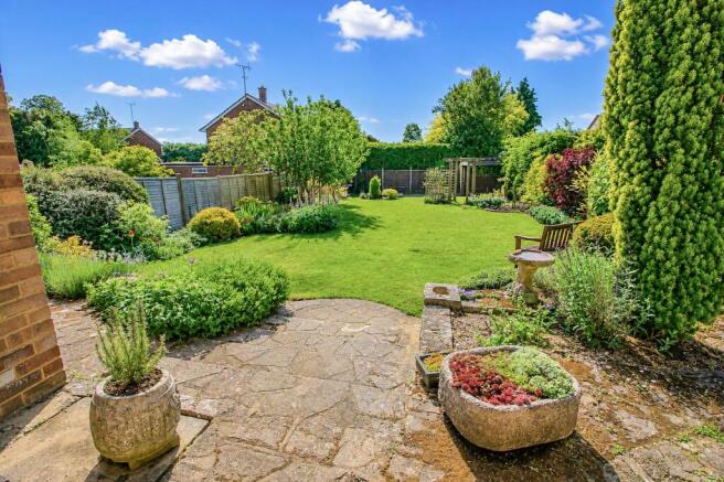 7 Dale Close_Externals-6.jpg