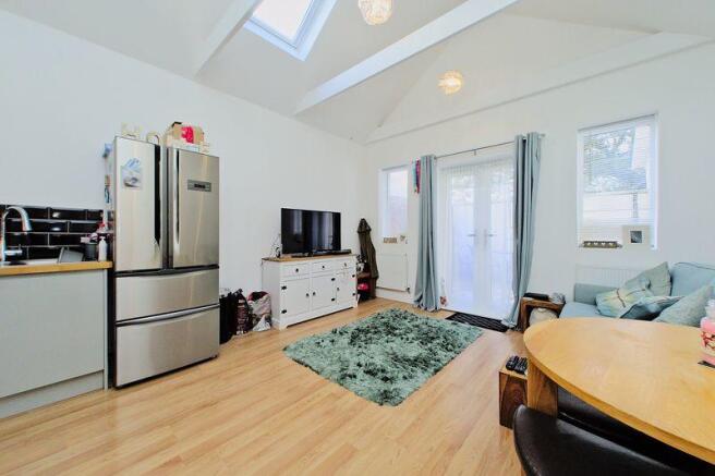 Kitchen/Dining...