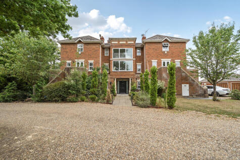 Laurel Court, Denham Road, Iver