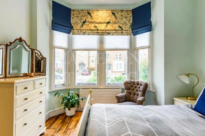 Brondesbury Road- Bedroom (2).jpg
