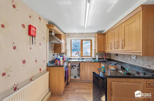 3 bed Terraced for sale Image 4