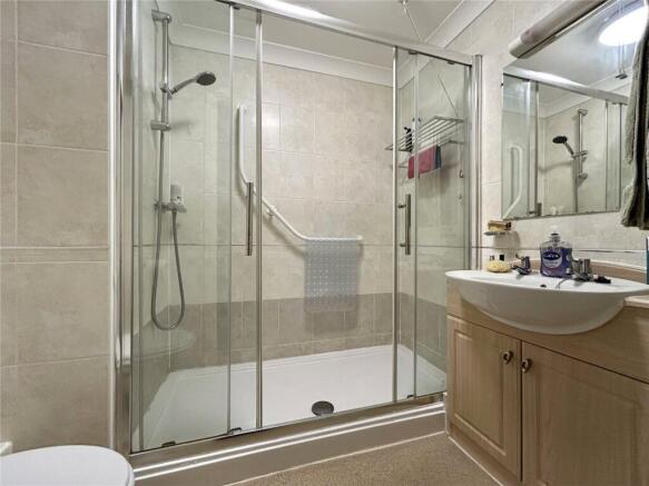1 bed Apartment for sale Image 12