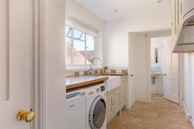 Utility & Cloakroom