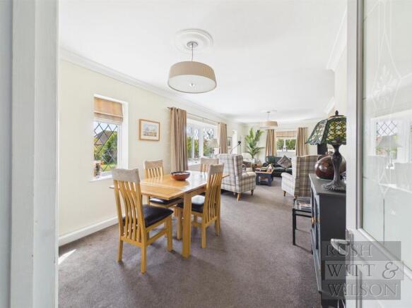 Cooden Drive, Bexhill-On-Sea photo 4