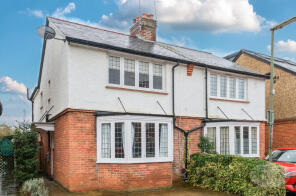 30, Hogshill Lane, Cobham KT11 2AQ