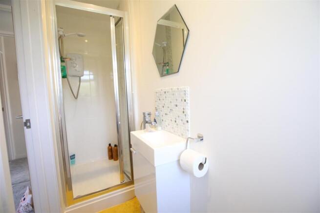 En-Suite Bathroom