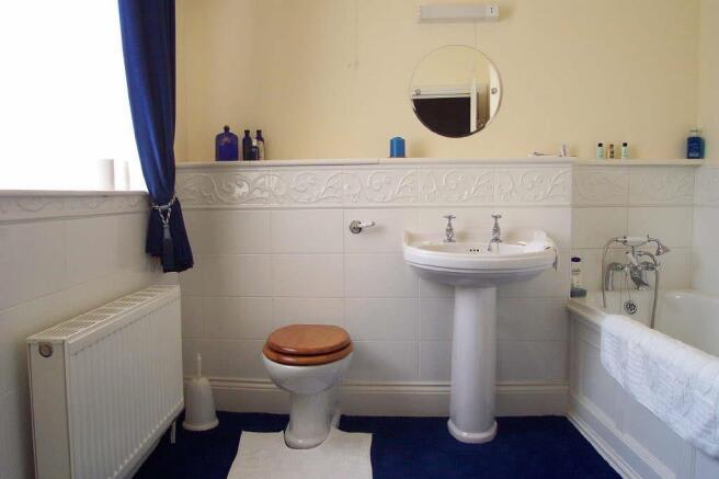 BATHROOM: