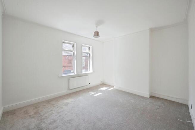 2 bed Terraced for sale Image 7