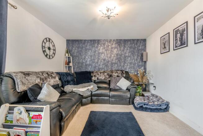 Sneyd Wood Road, Cinderford photo 4