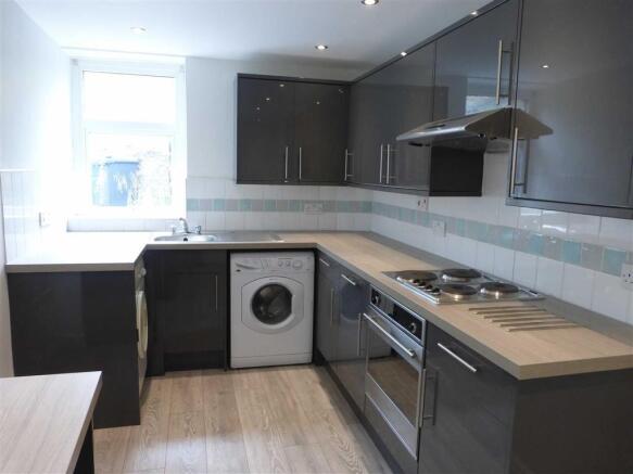 Breakfast/Kitchen: