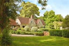 Greenstones, Chapel Hill, Compton Abbas SP7 0ND