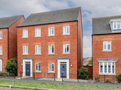 Cicero Crescent, Fairfields, Milton Keynes, MK11