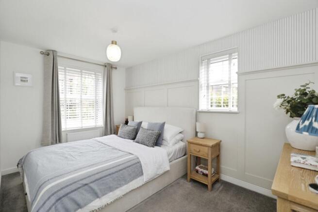 2 bed Flat for sale Image 8
