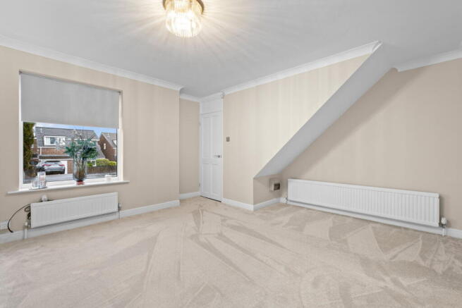 3 bed Semi-Detached for sale Image 10