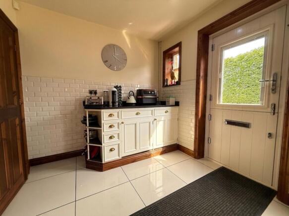 3 bed House for sale Image 6