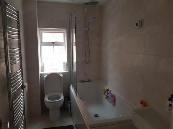 Photo 10