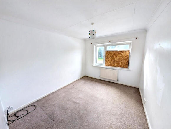 2 bed Apartment for sale Image 4