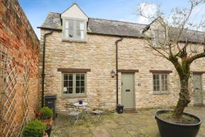 4, Templar Mews, Black Jack Street, Cirencester GL7 2AA
