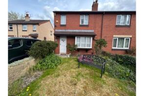 27, Meanwood Valley Close, Meanwood, Leeds LS7 2JT