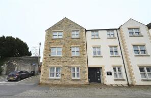 Flat 1, Cricketers Court, Victoria Road, Richmond DL10 4BD