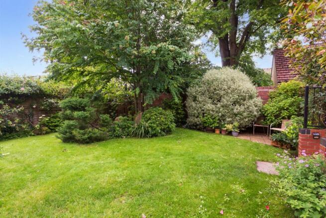 1 bed Apartment for sale Image 12