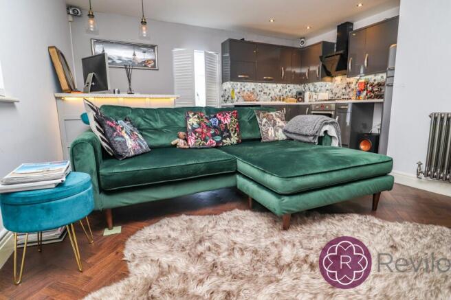 Lounge, Diner & Kitchen