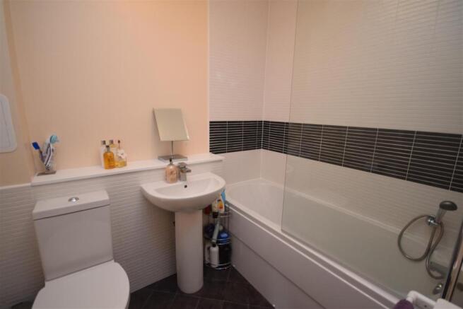 Bathroom .JPG