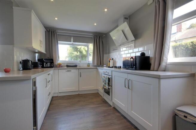 3 bed Detached for sale Image 6