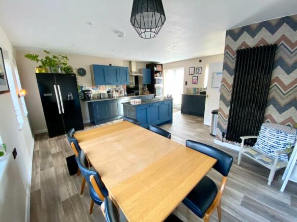 Kitchen Diner