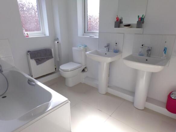 En-suite Bathroom