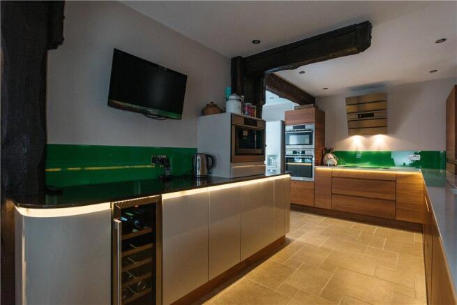Kitchen/Breakfast Rm