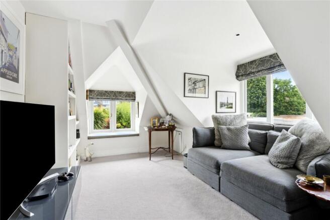 Bedroom/Sitting Room