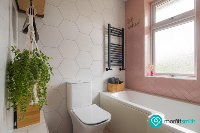 4 bed Detached for sale Image 4